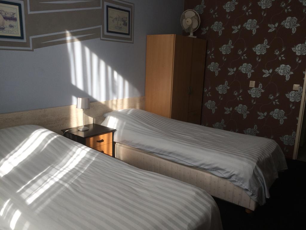 Hotel De Blauwe Vogel Bergen op Zoom Εξωτερικό φωτογραφία